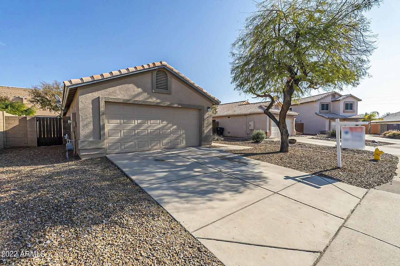 1465 S St Paul St., Mesa, AZ 85206