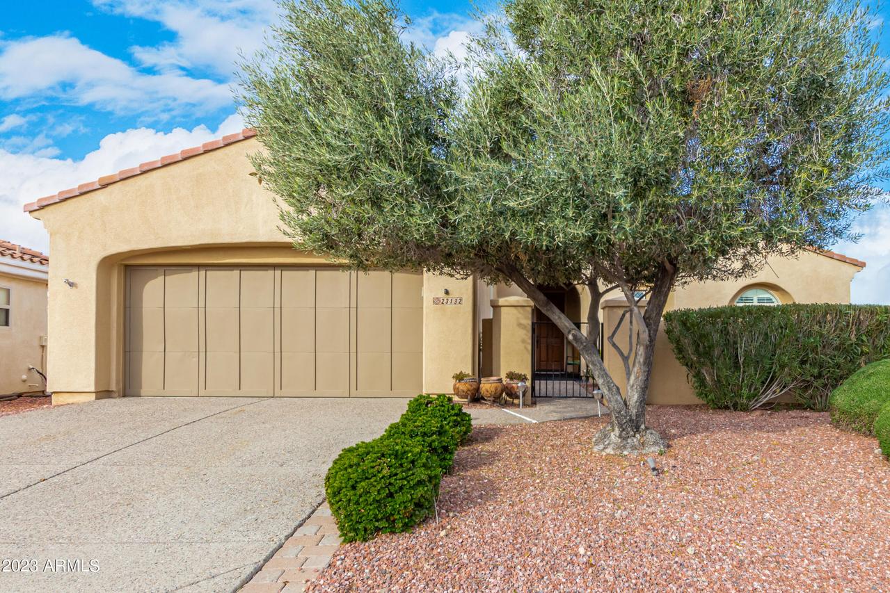 23132 N Via Vistosa Dr., Sun City West, AZ 85375