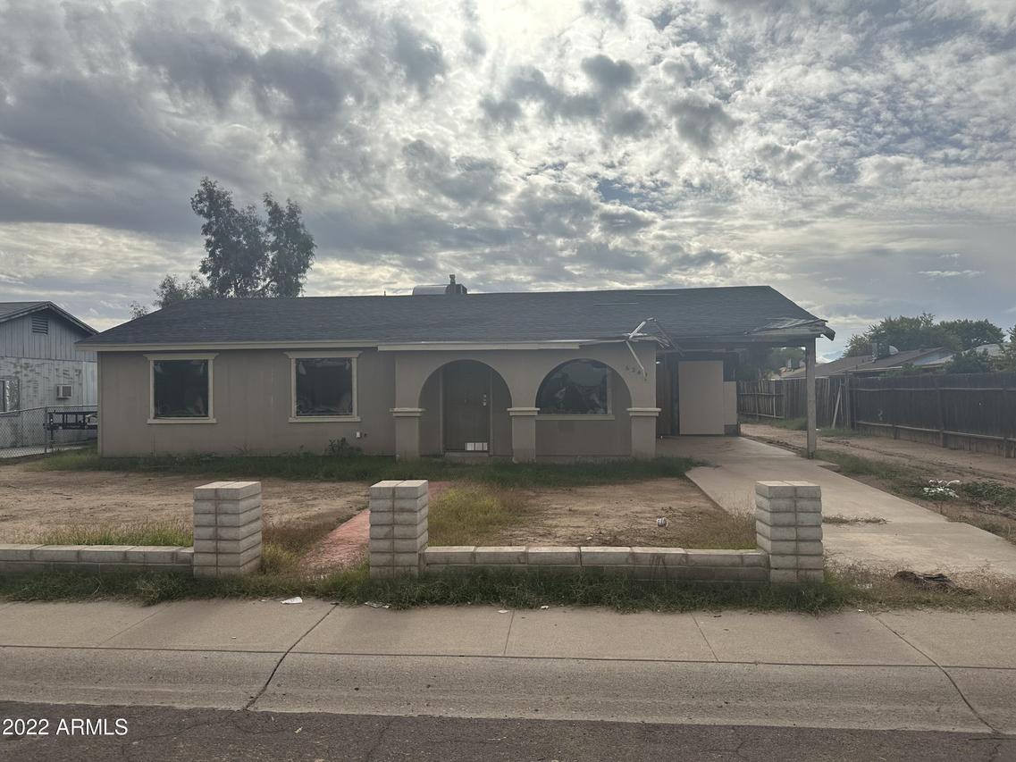 6249 W Holly St., Phoenix, AZ 85035