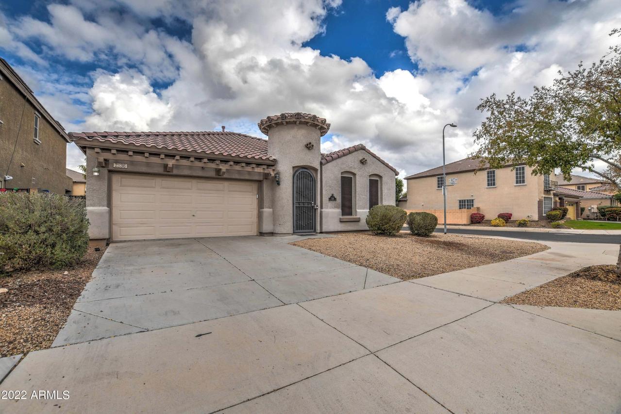 2136 E Chanute Pass, Phoenix, AZ 85040