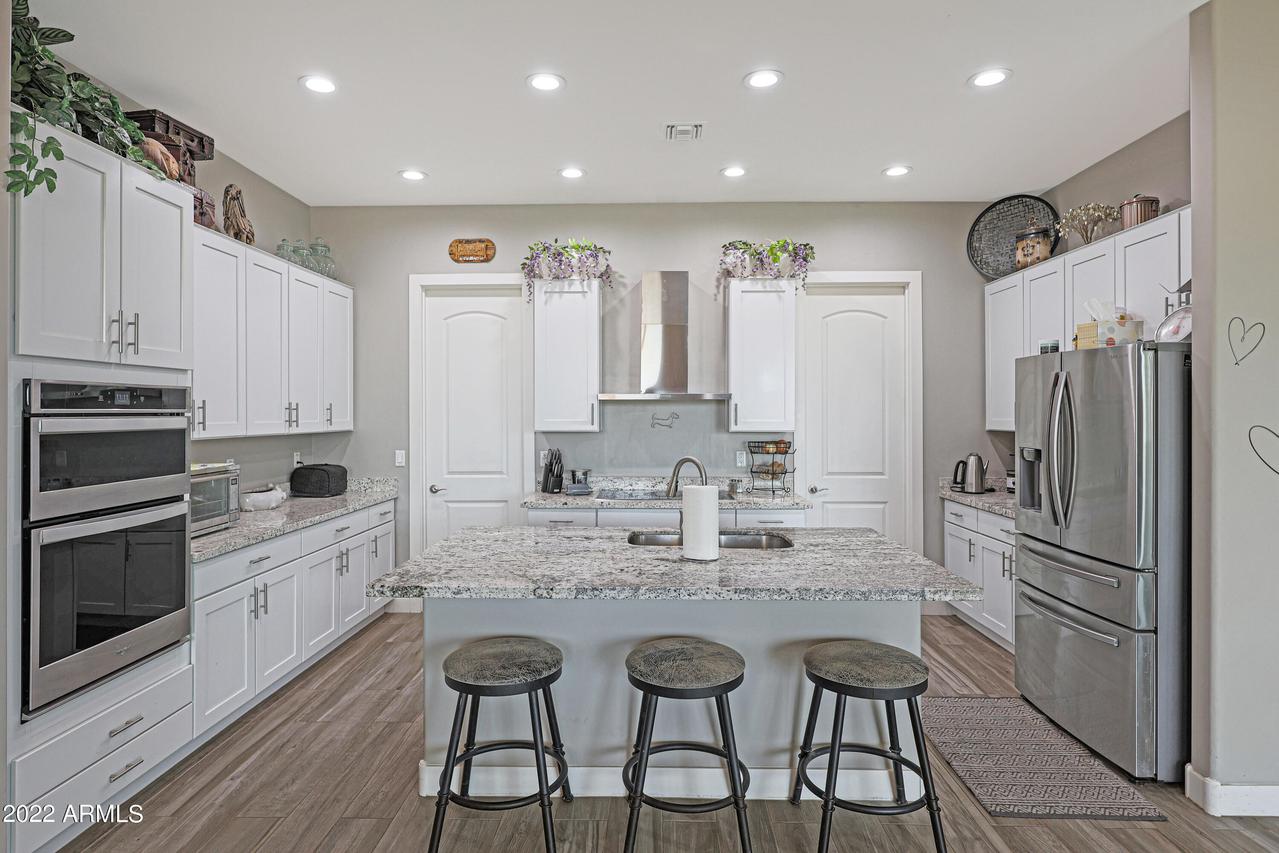 24708 N 103rd Ave., Peoria, AZ 85383