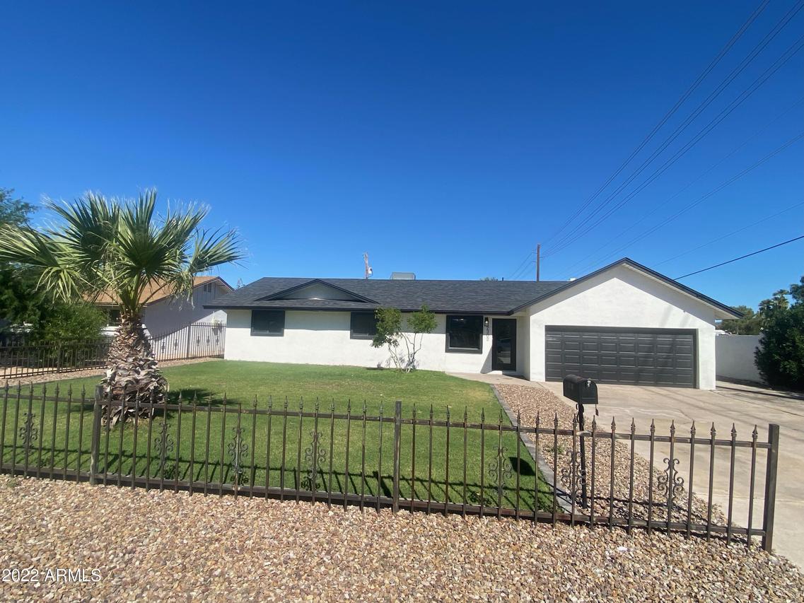 2302 W Mclellan Blvd., Phoenix, AZ 85015