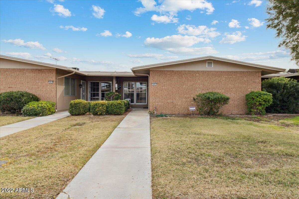 10027 W Ocotillo Dr., Sun City, AZ 85373