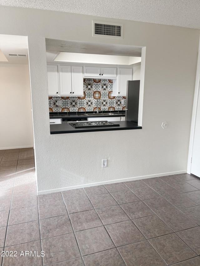 5826 N 48th Ave., Glendale, AZ 85301