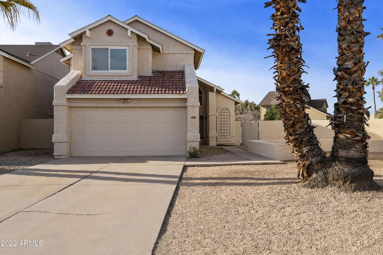 1236 W Manor St., Chandler, AZ 85224
