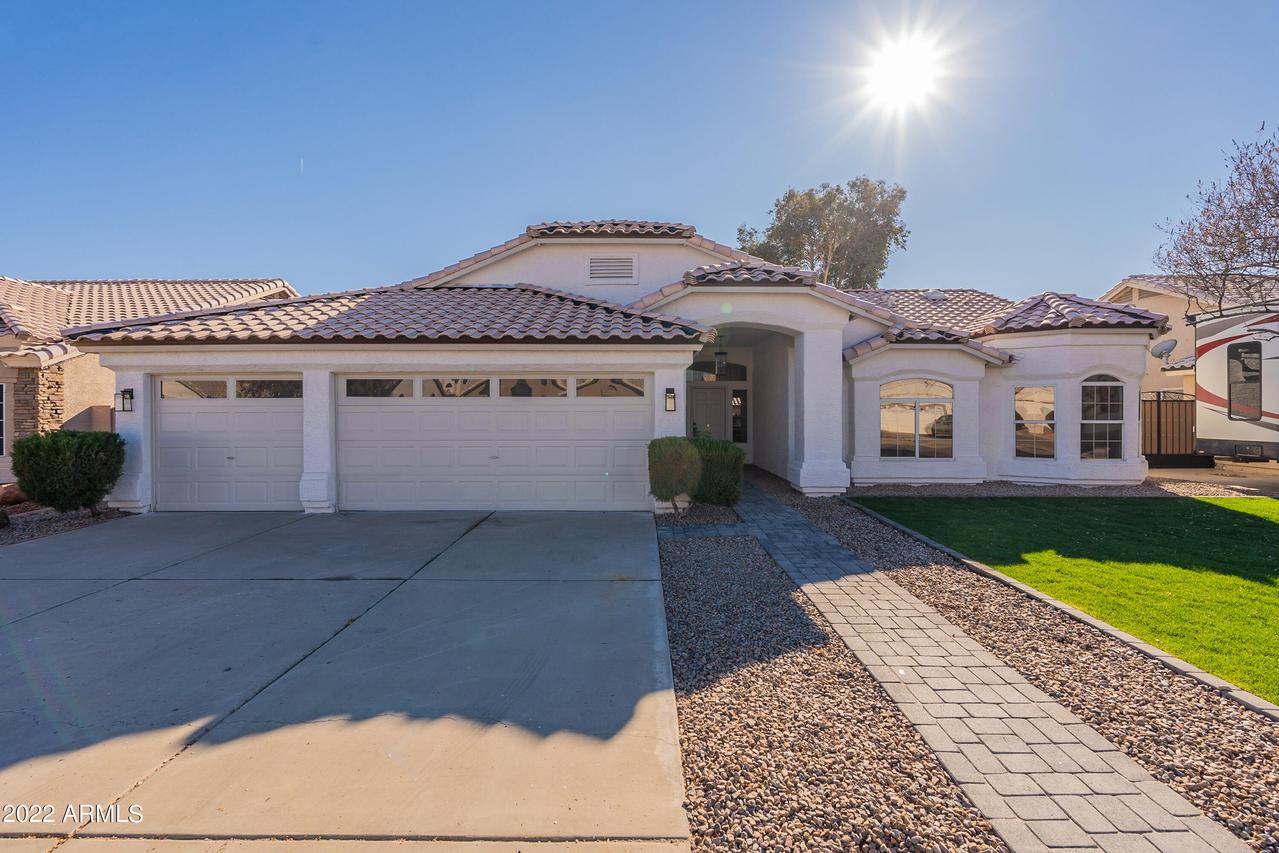 8355 W Villa Rita Dr., Peoria, AZ 85382