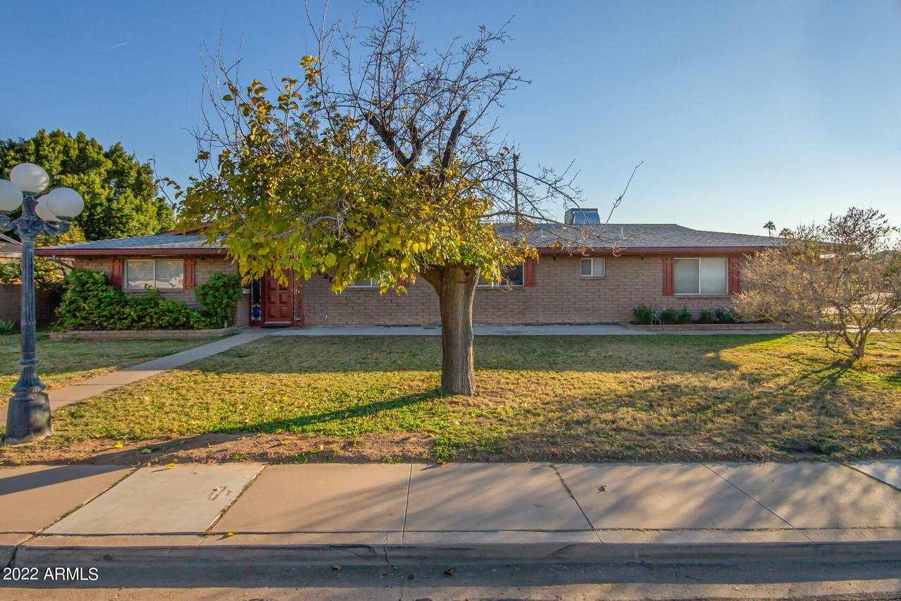 925 W 11th Pl., Mesa, AZ 85201