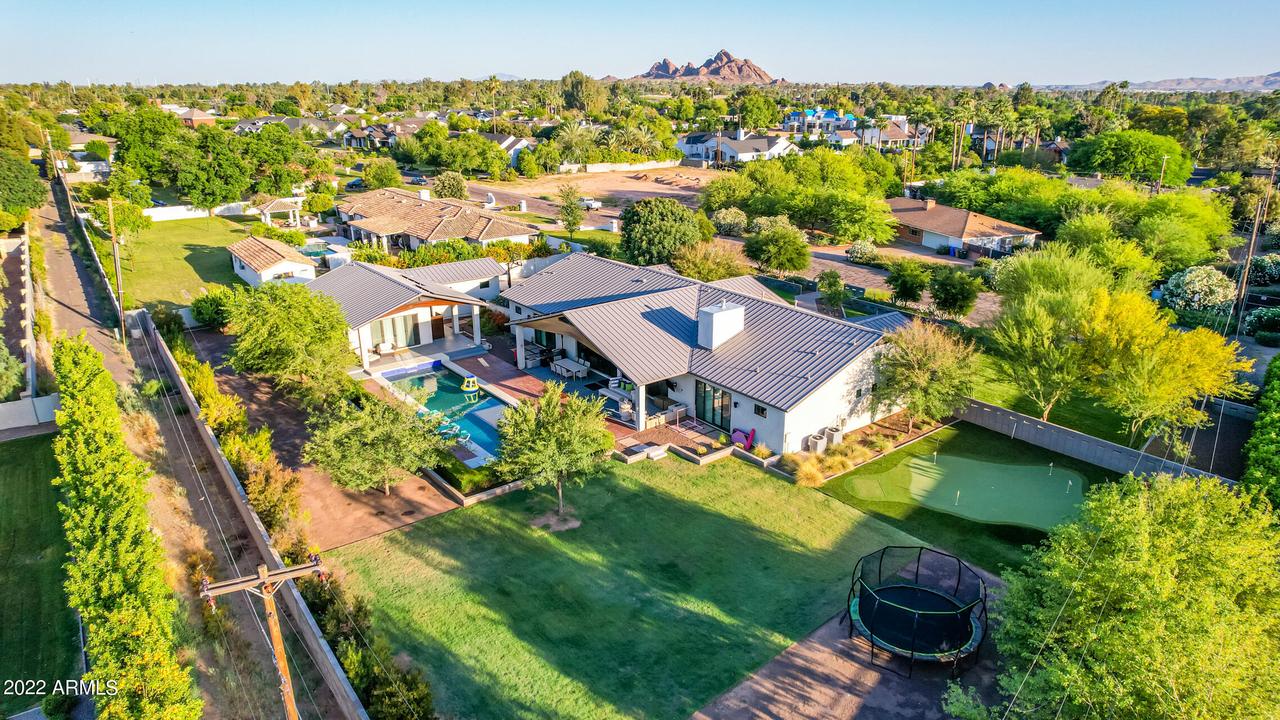5302 E Calle Del Medio, Phoenix, AZ 85018