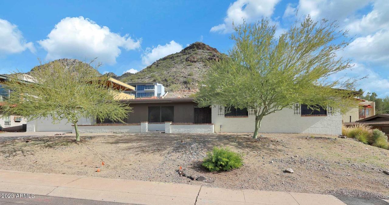 7041 N 23rd St., Phoenix, AZ 85020