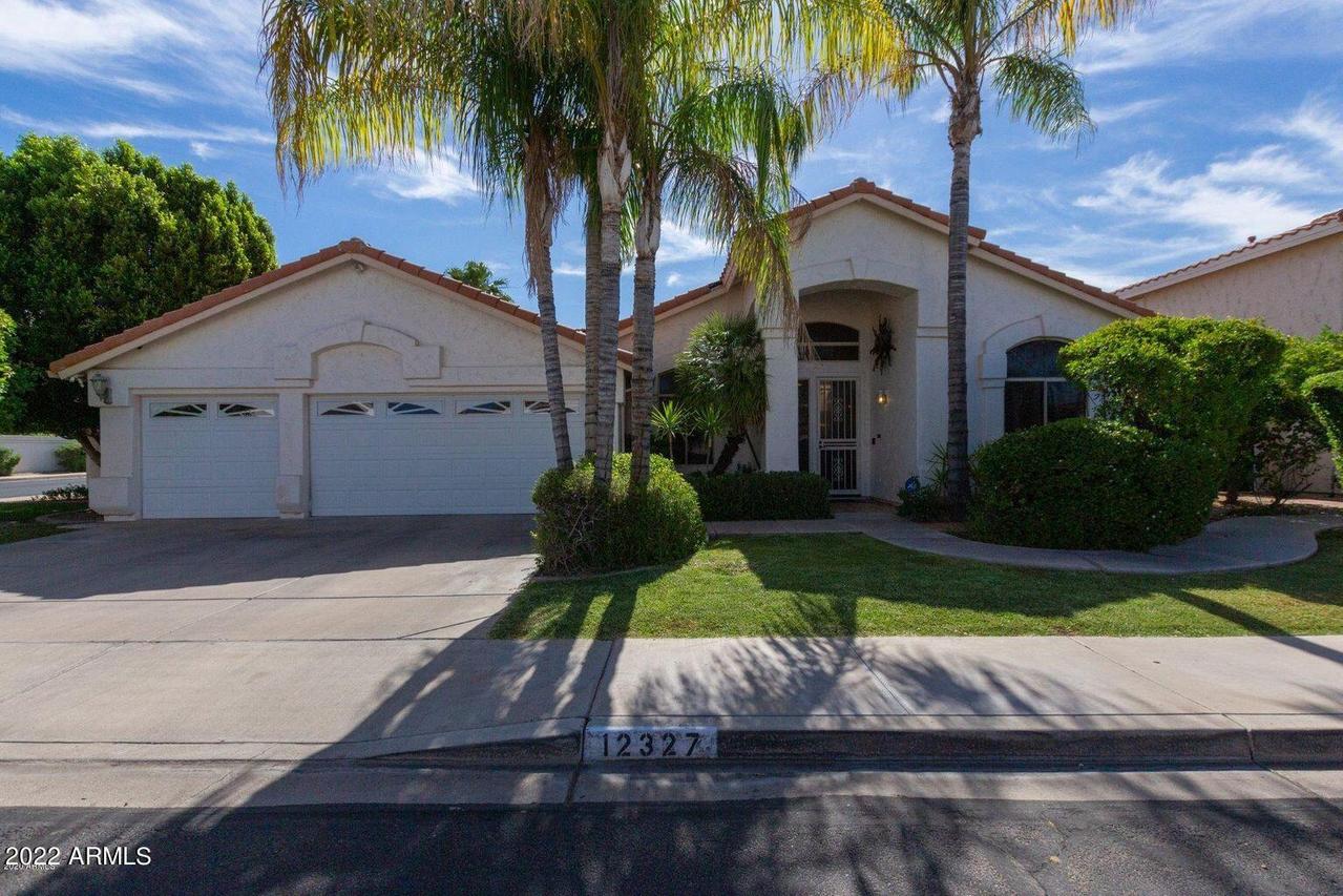 12327 N 57th Dr., Glendale, AZ 85304