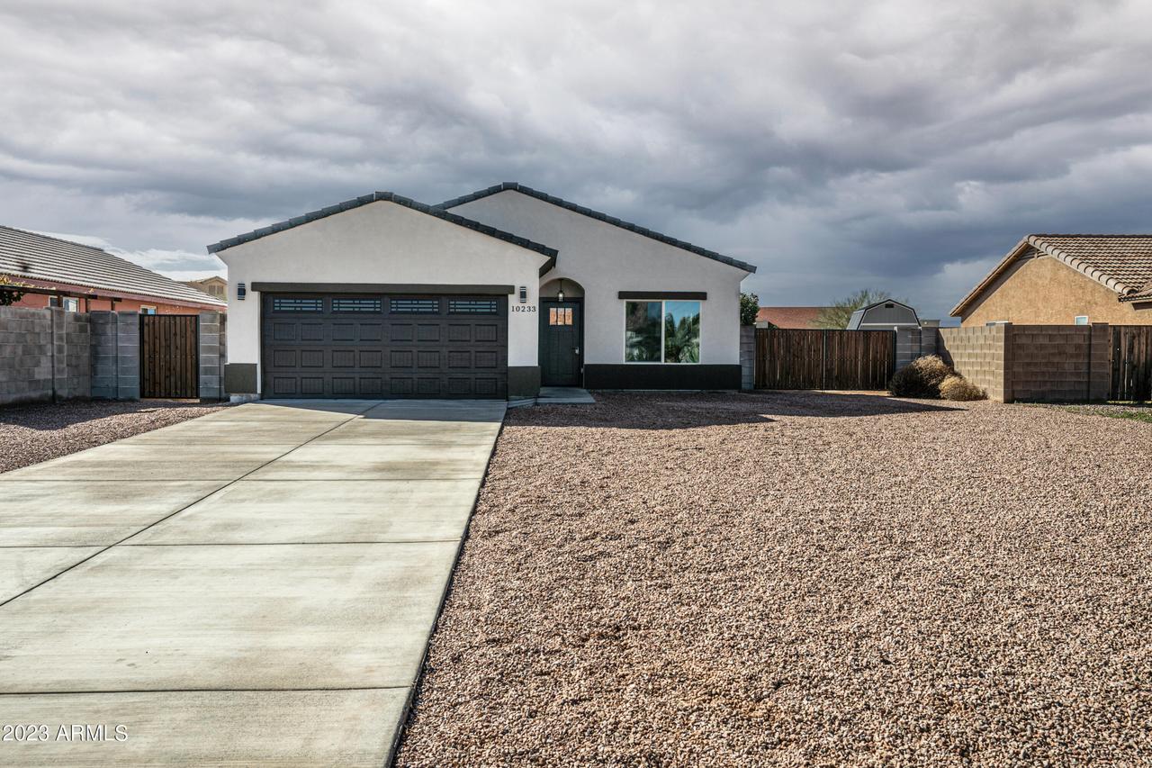 10233 W Tampico Cir., Arizona City, AZ 85123
