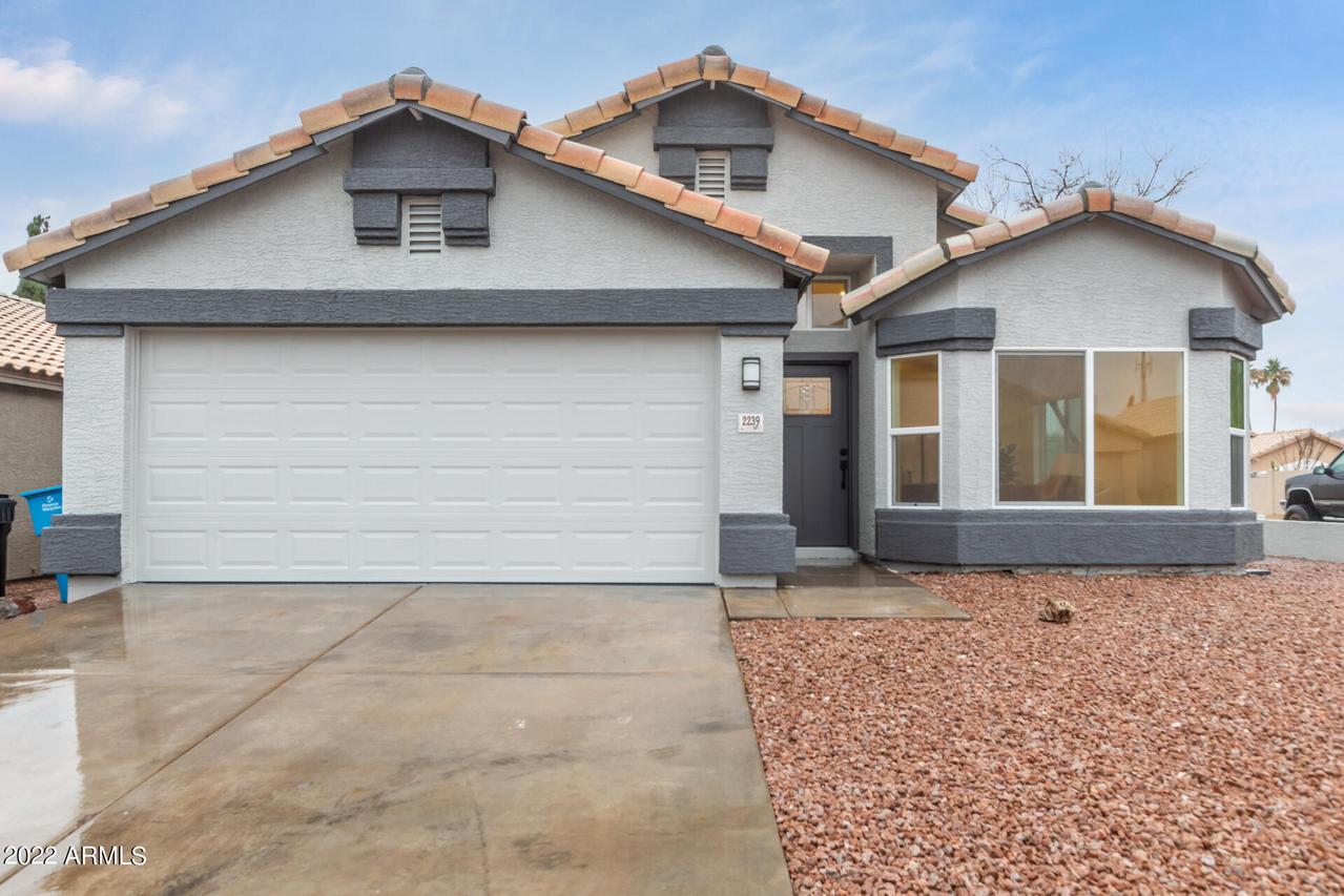 2239 E Ross Ave., Phoenix, AZ 85024