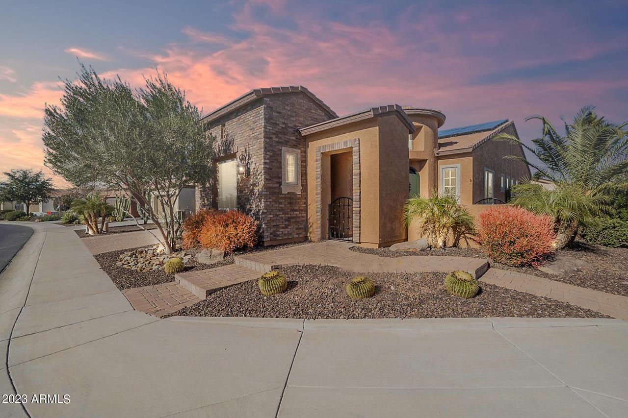 37204 N Stoneware Dr., Queen Creek, AZ 85140
