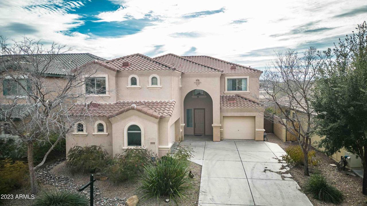 113 W Pasture Canyon Dr., San Tan Valley, AZ 85143