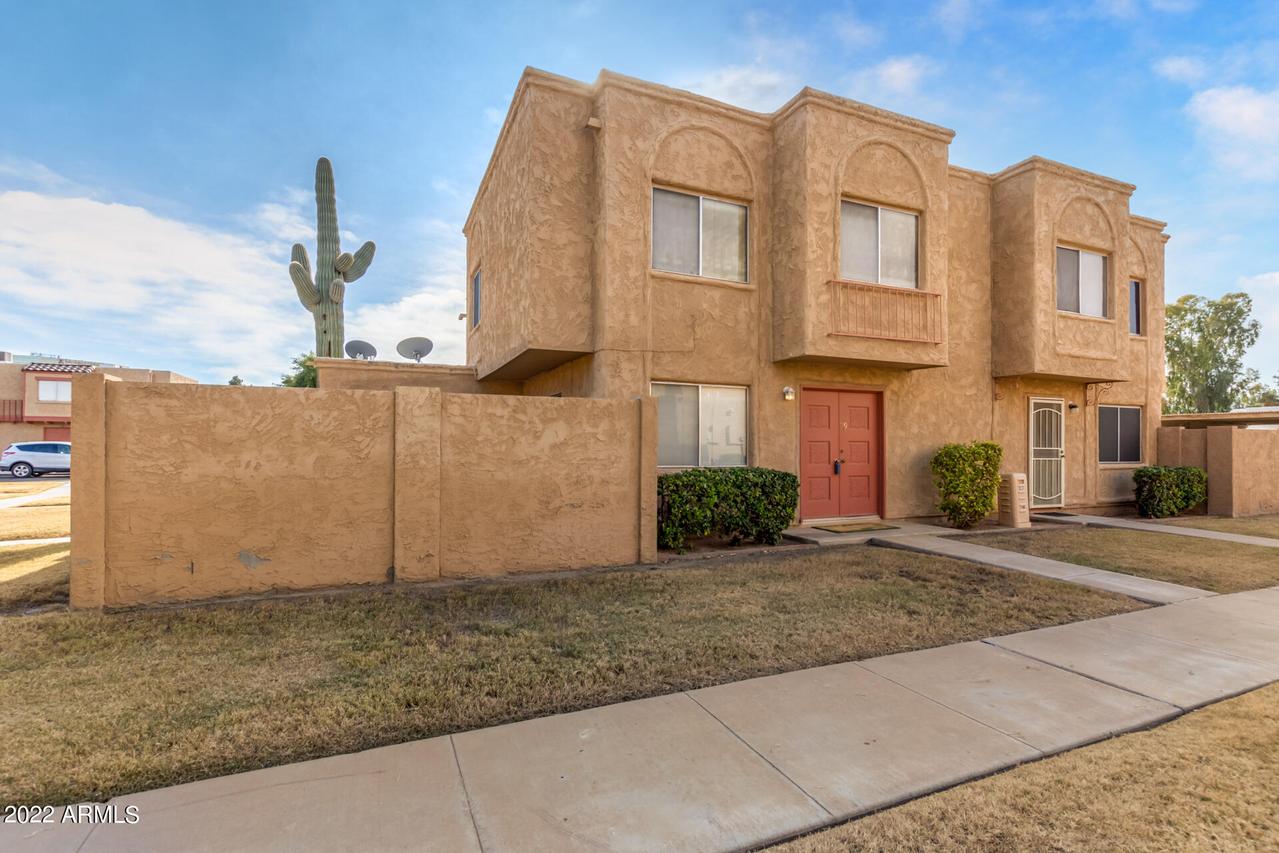 948 S Alma School Rd. #29, Mesa, AZ 85210