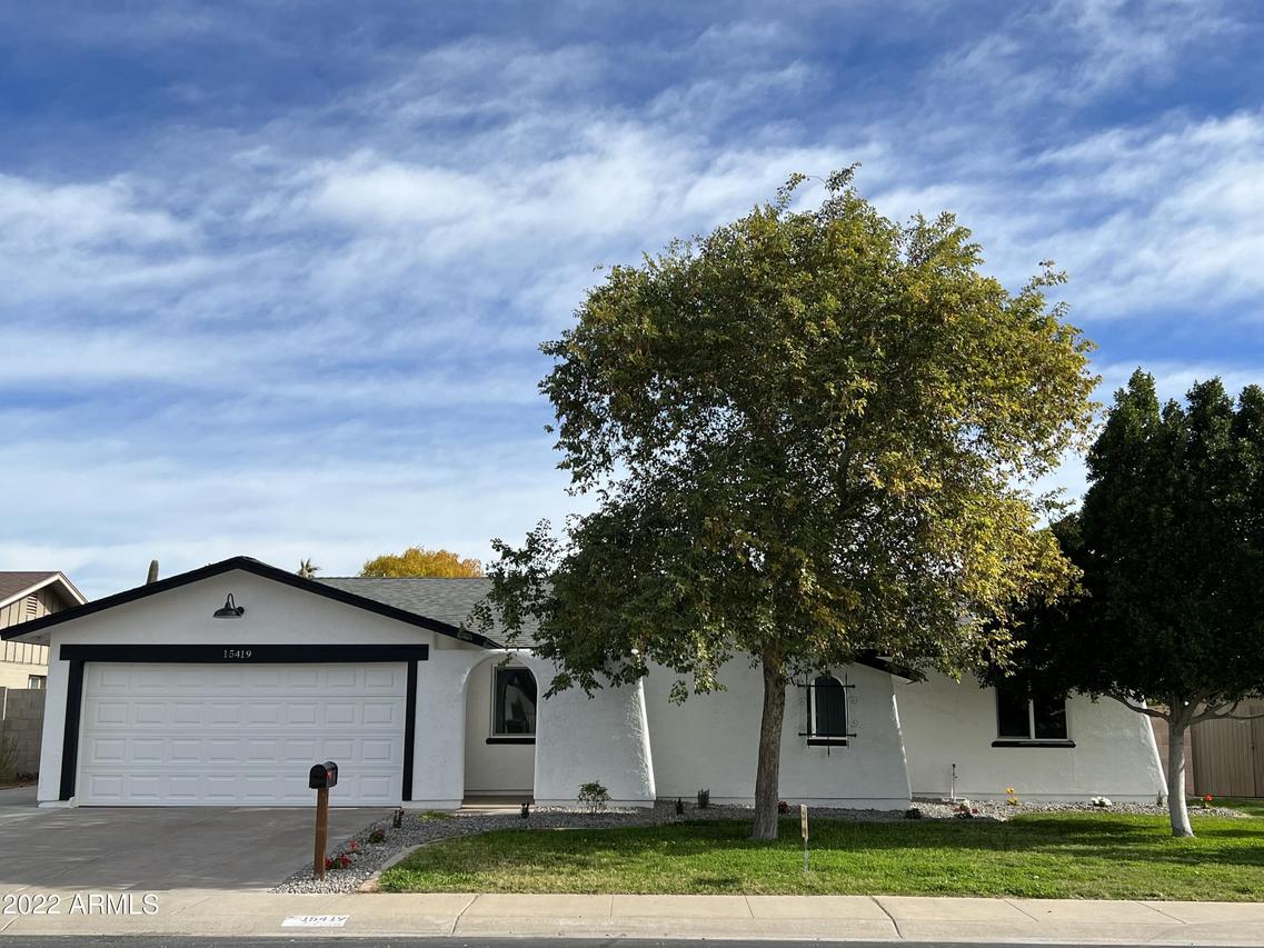 15419 N 55th Dr., Glendale, AZ 85306