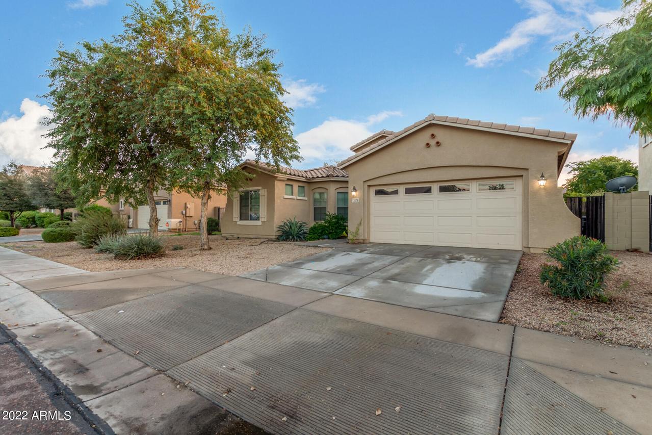 12175 W Locust Ln., Avondale, AZ 85323