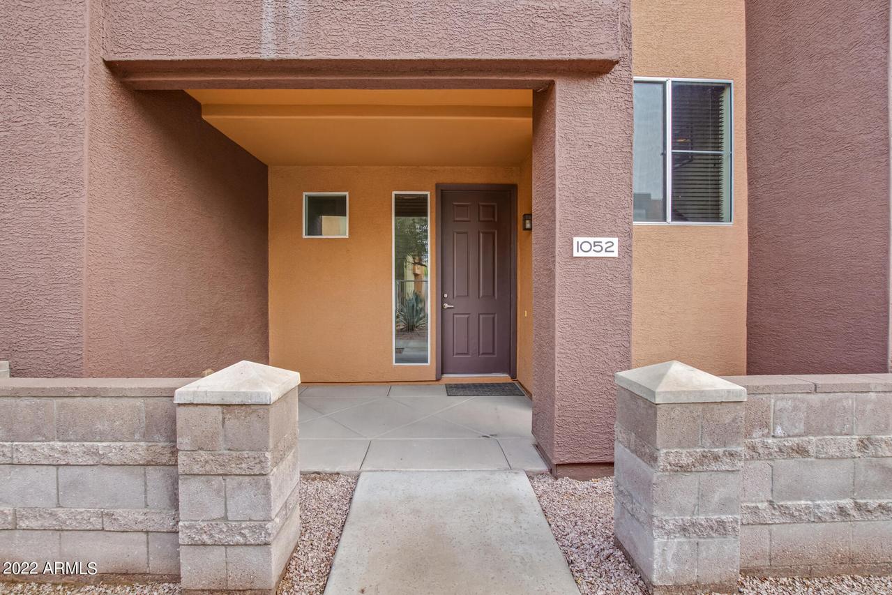 6605 N 93rd Ave. #1052, Glendale, AZ 85305