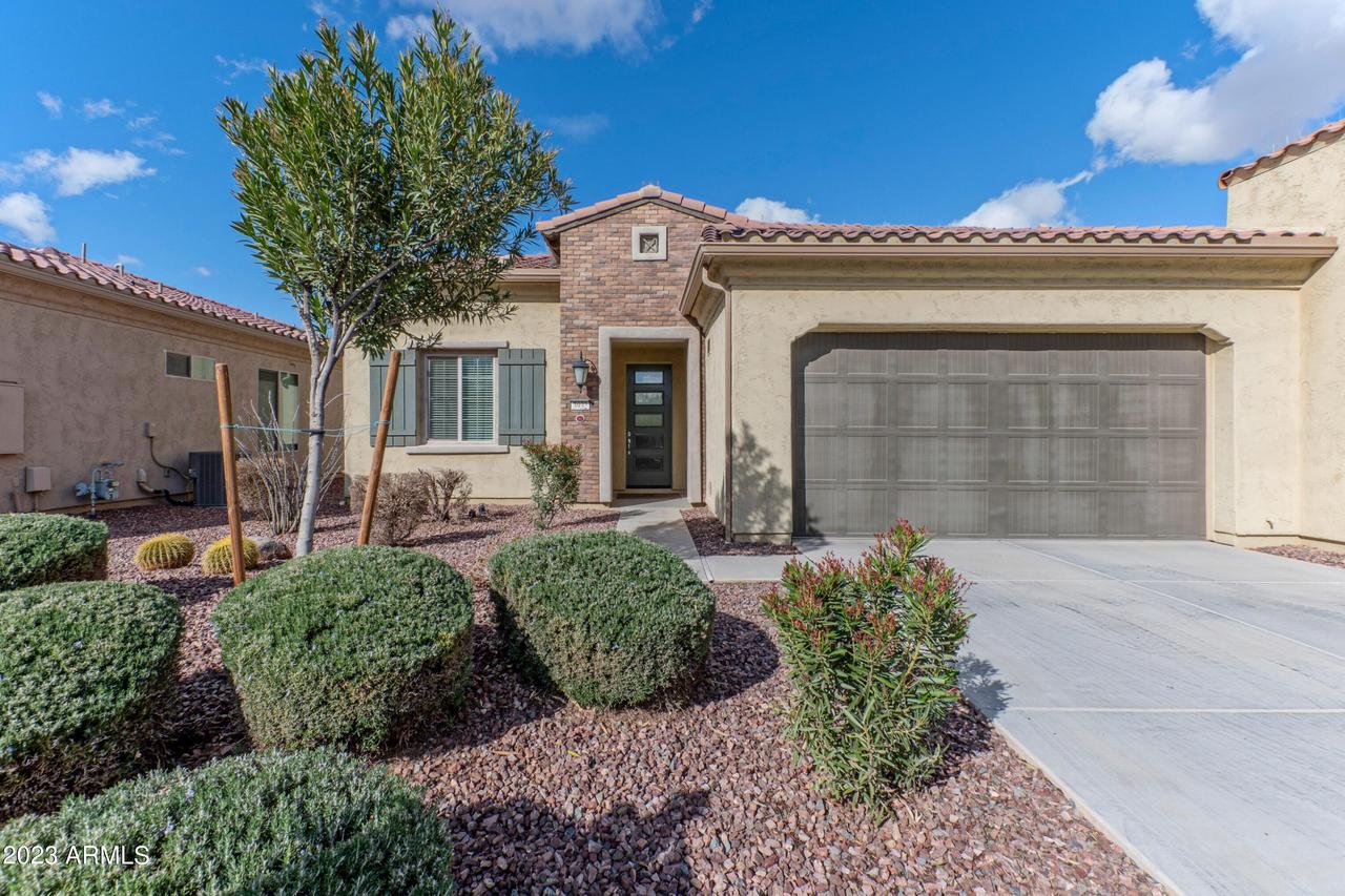 3932 N 164th Dr., Goodyear, AZ 85395