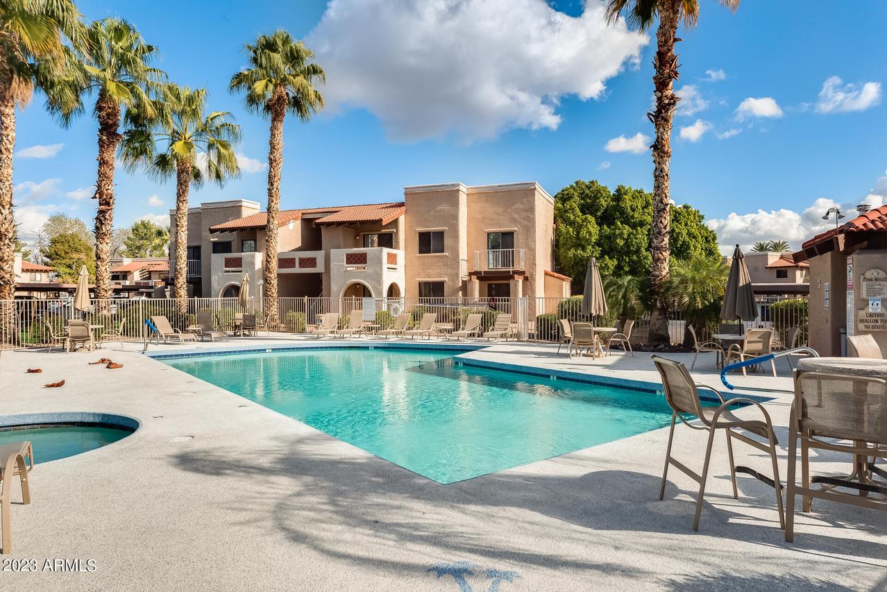 5757 W Eugie Ave. #1102, Glendale, AZ 85304