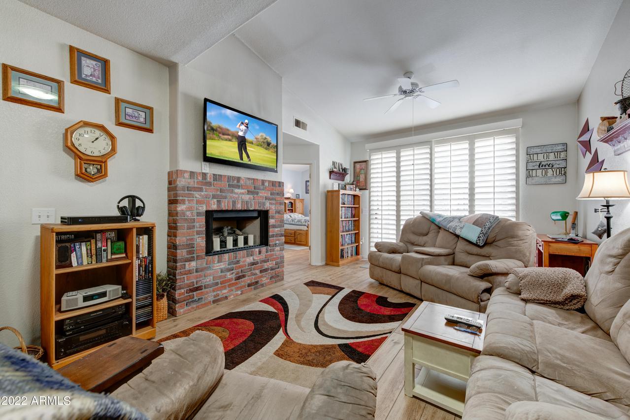 2929 W Yorkshire Dr. #1064, Phoenix, AZ 85027