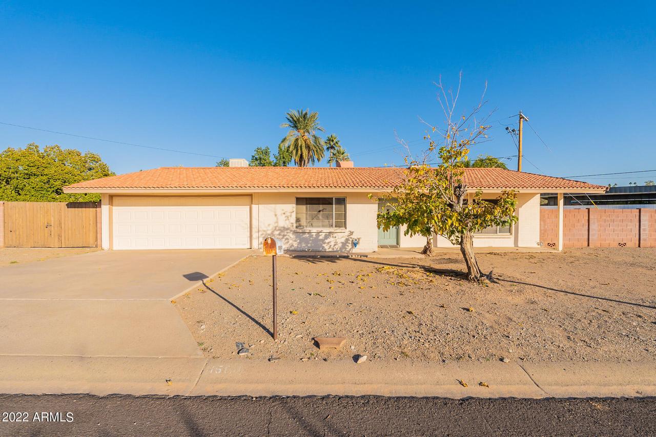 1501 E Loma Ln., Phoenix, AZ 85020