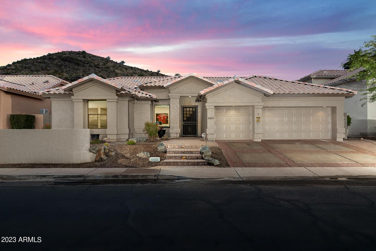 16869 S 18th Way, Phoenix, AZ 85048