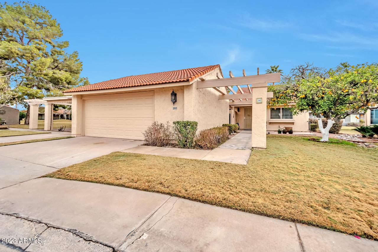 280 Leisure World, Mesa, AZ 85206