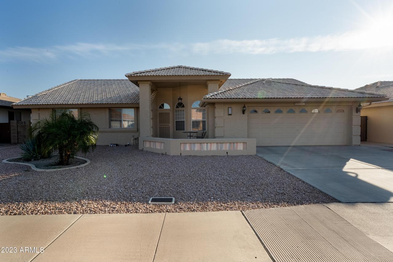 8223 E Navarro Ave., Mesa, AZ 85209