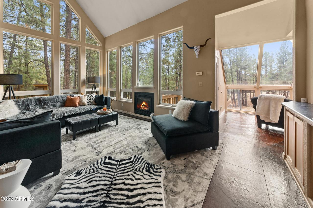 5271 E Mount Pleasant Dr., Flagstaff, AZ 86004