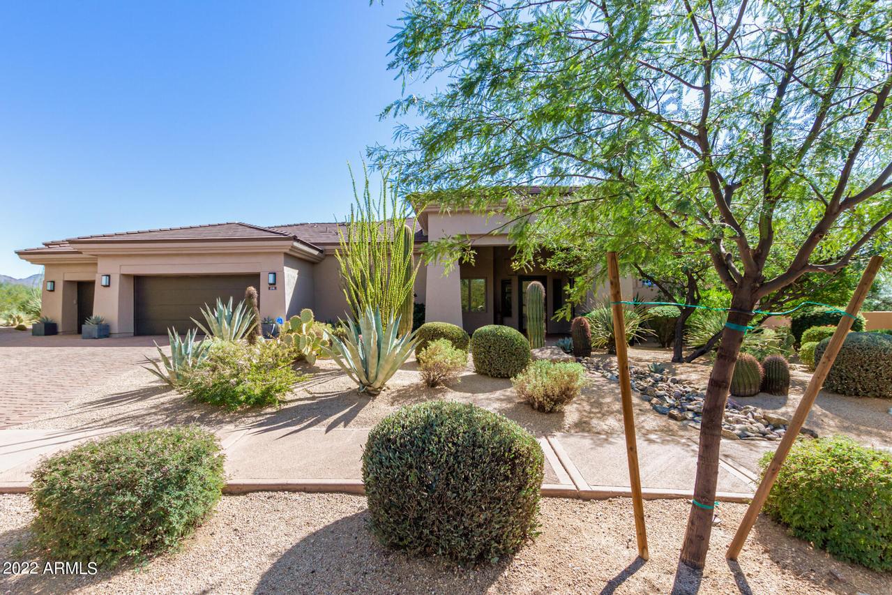 9290 E Thompson Peak Pkwy. #216, Scottsdale, AZ 85255