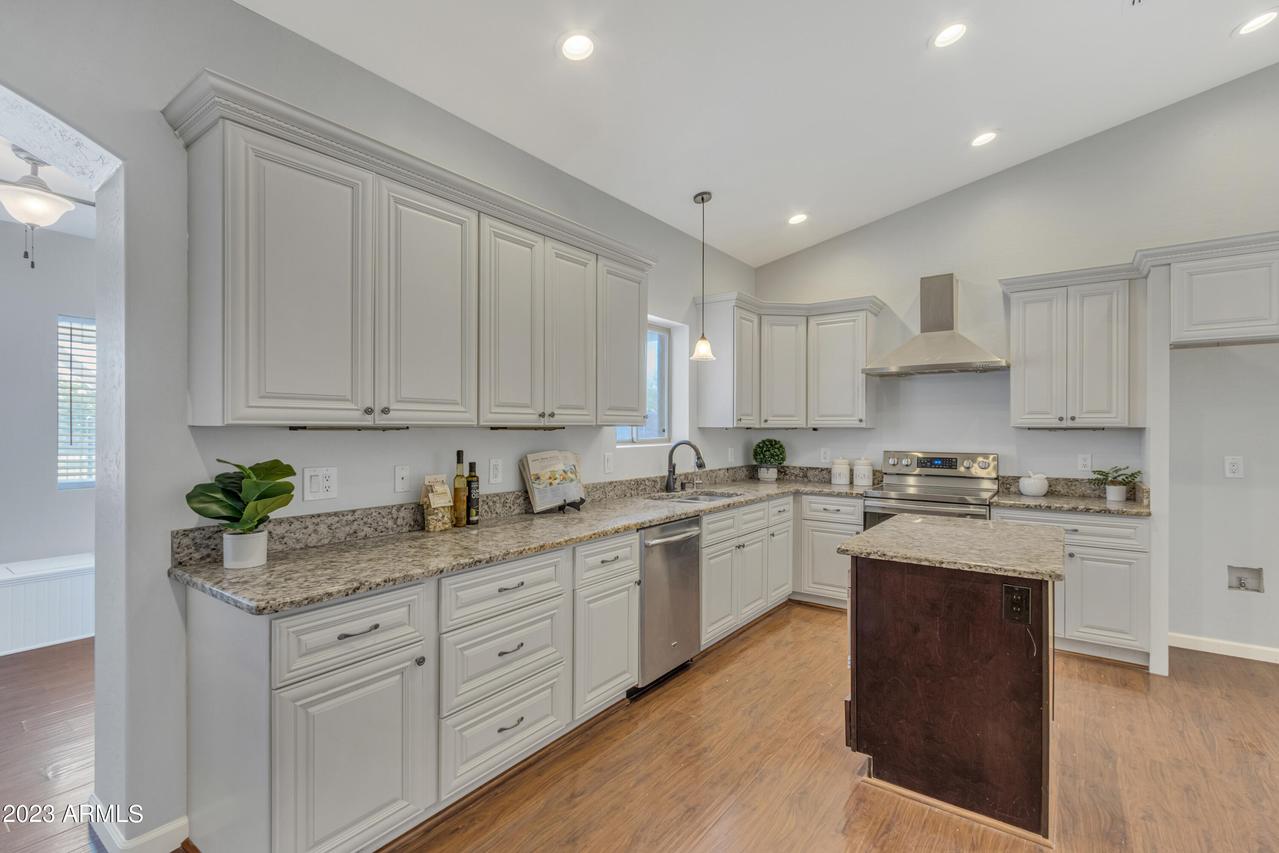 1375 E Victoria St., Chandler, AZ 85249