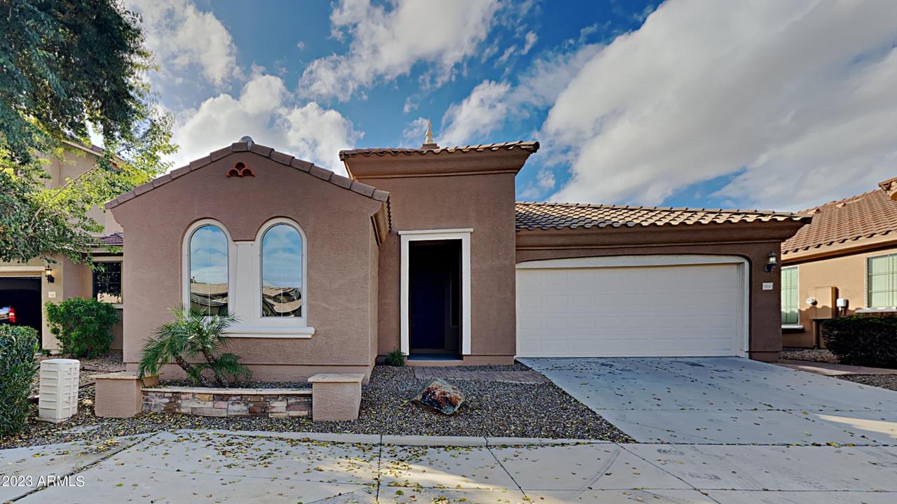 3330 S Sunland Dr., Chandler, AZ 85248