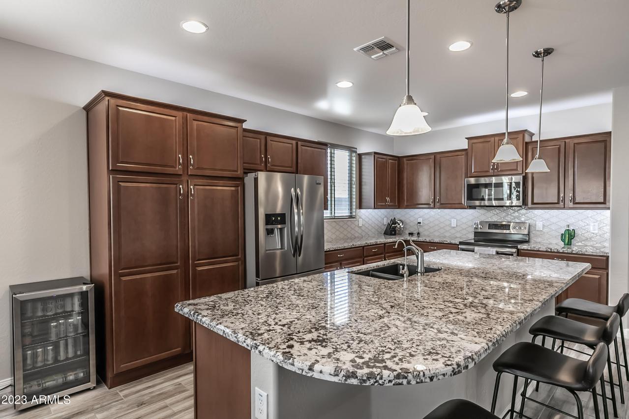 28203 N Welton Pl., San Tan Valley, AZ 85143