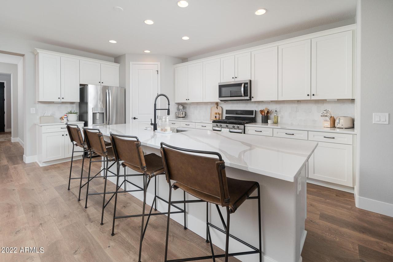 19618 W San Juan Ave., Litchfield Park, AZ 85340