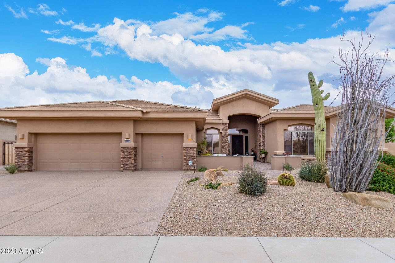 25619 N Moon Blossum Ln., Phoenix, AZ 85083