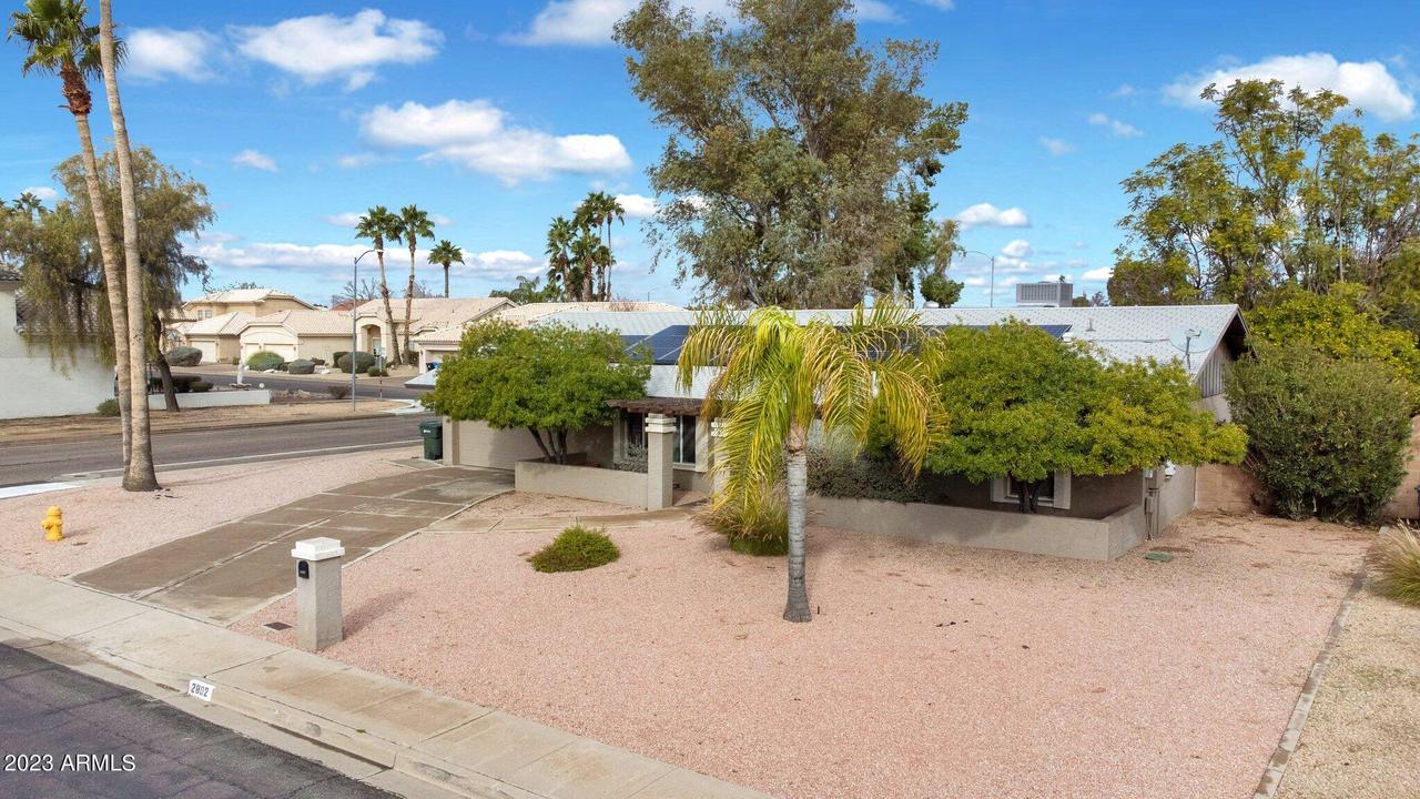 2802 E Vista Dr., Phoenix, AZ 85032