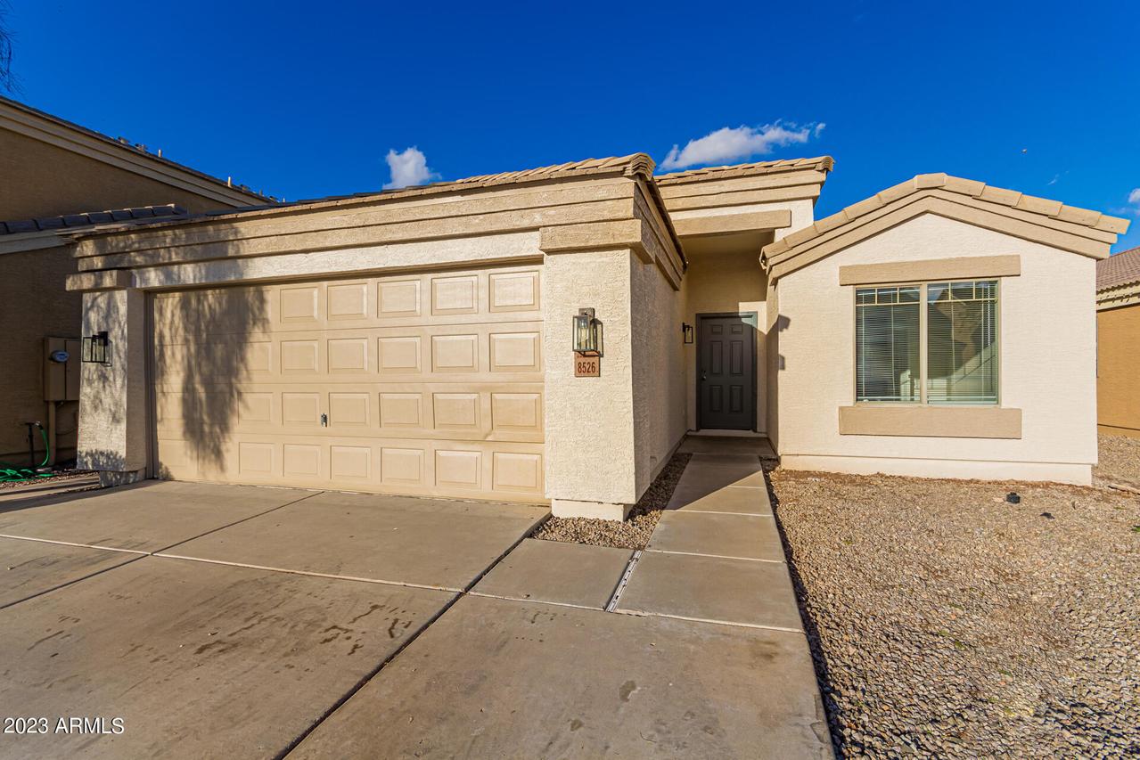 8526 W Cordes Rd., Tolleson, AZ 85353