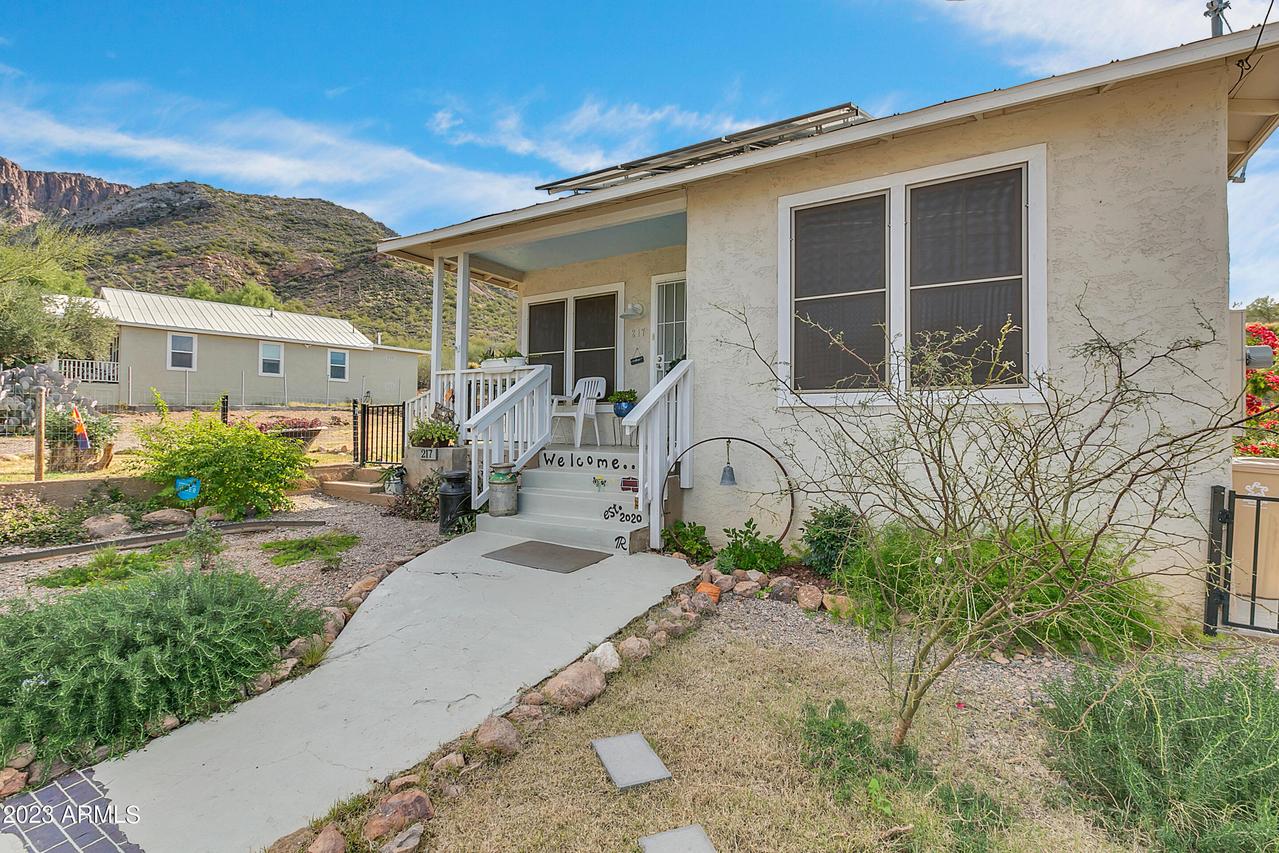 217 W Heiner Dr., Superior, AZ 85173