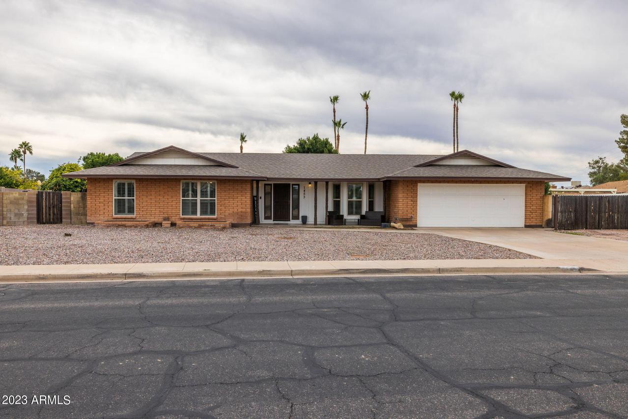1453 E Grandview St., Mesa, AZ 85203