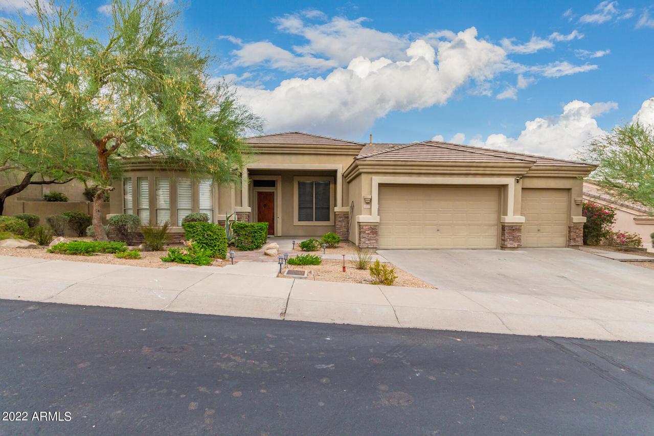 14843 S 5th Ave., Phoenix, AZ 85045