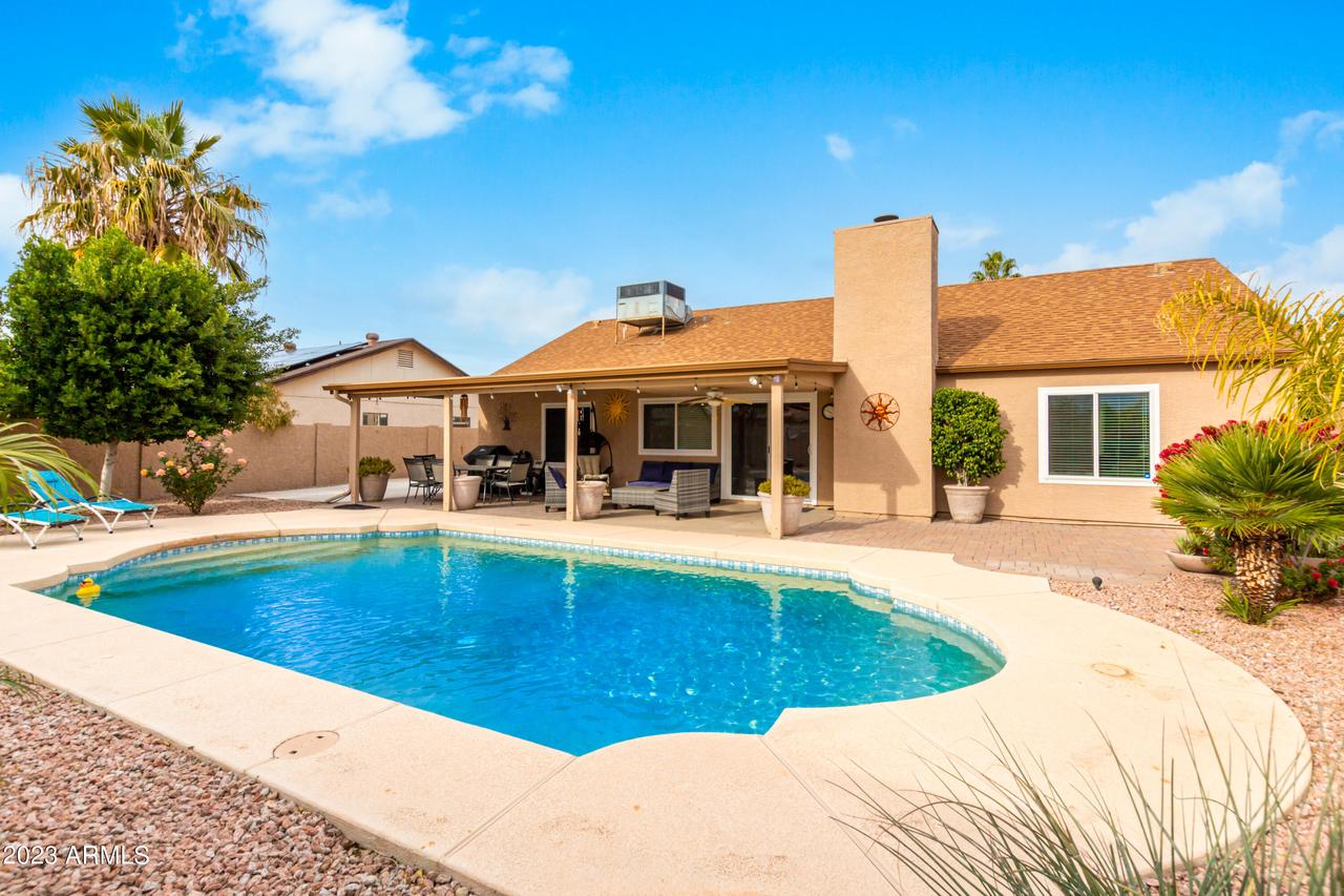 6325 W Del Mar Ln., Glendale, AZ 85306