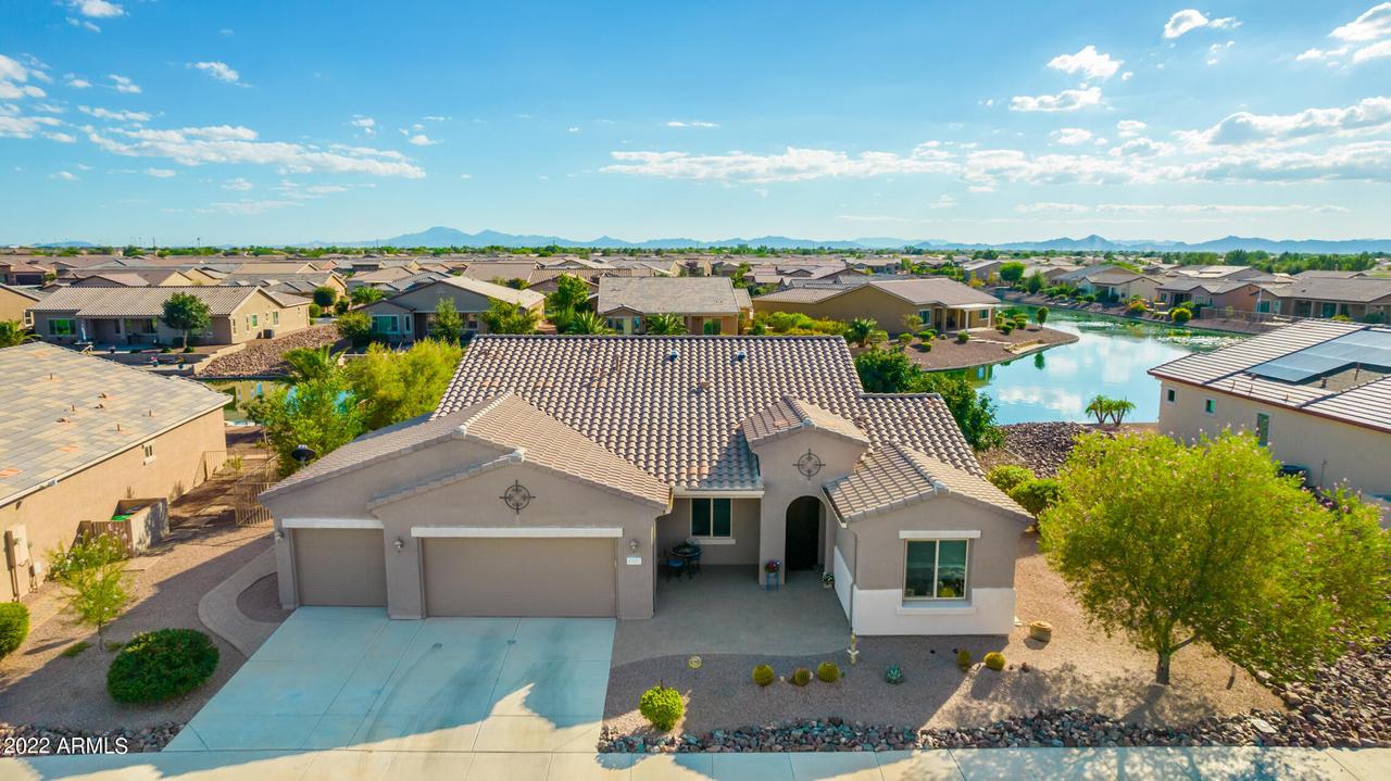 41651 W Harvest Moon Dr., Maricopa, AZ 85138