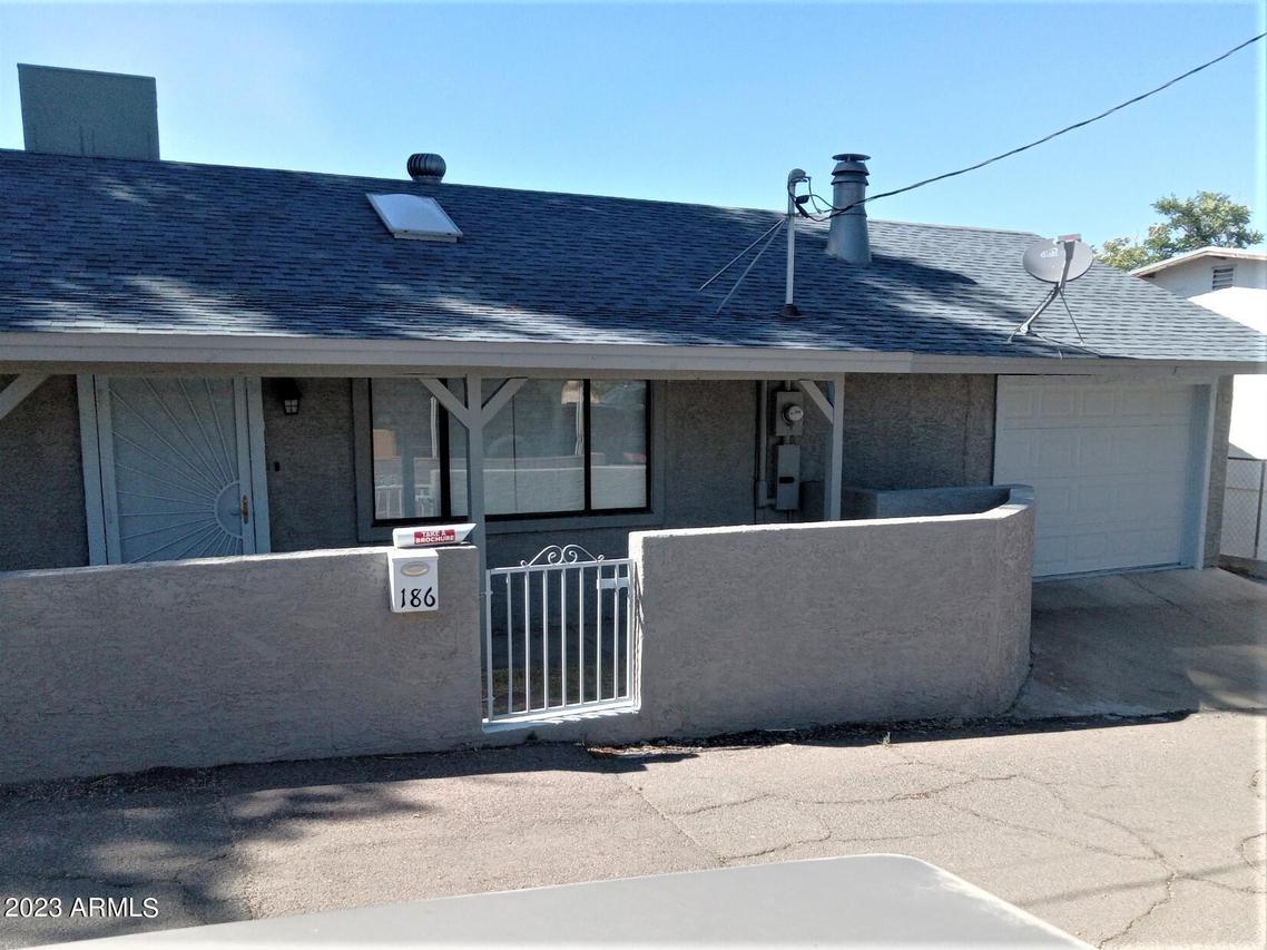 186 E Kelly St., Miami, AZ 85539