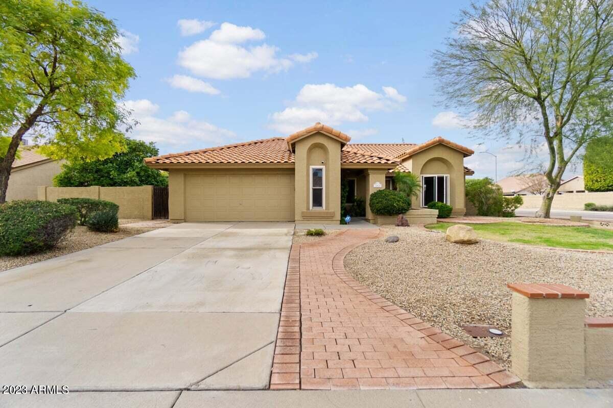 12920 N 72nd Dr., Peoria, AZ 85381