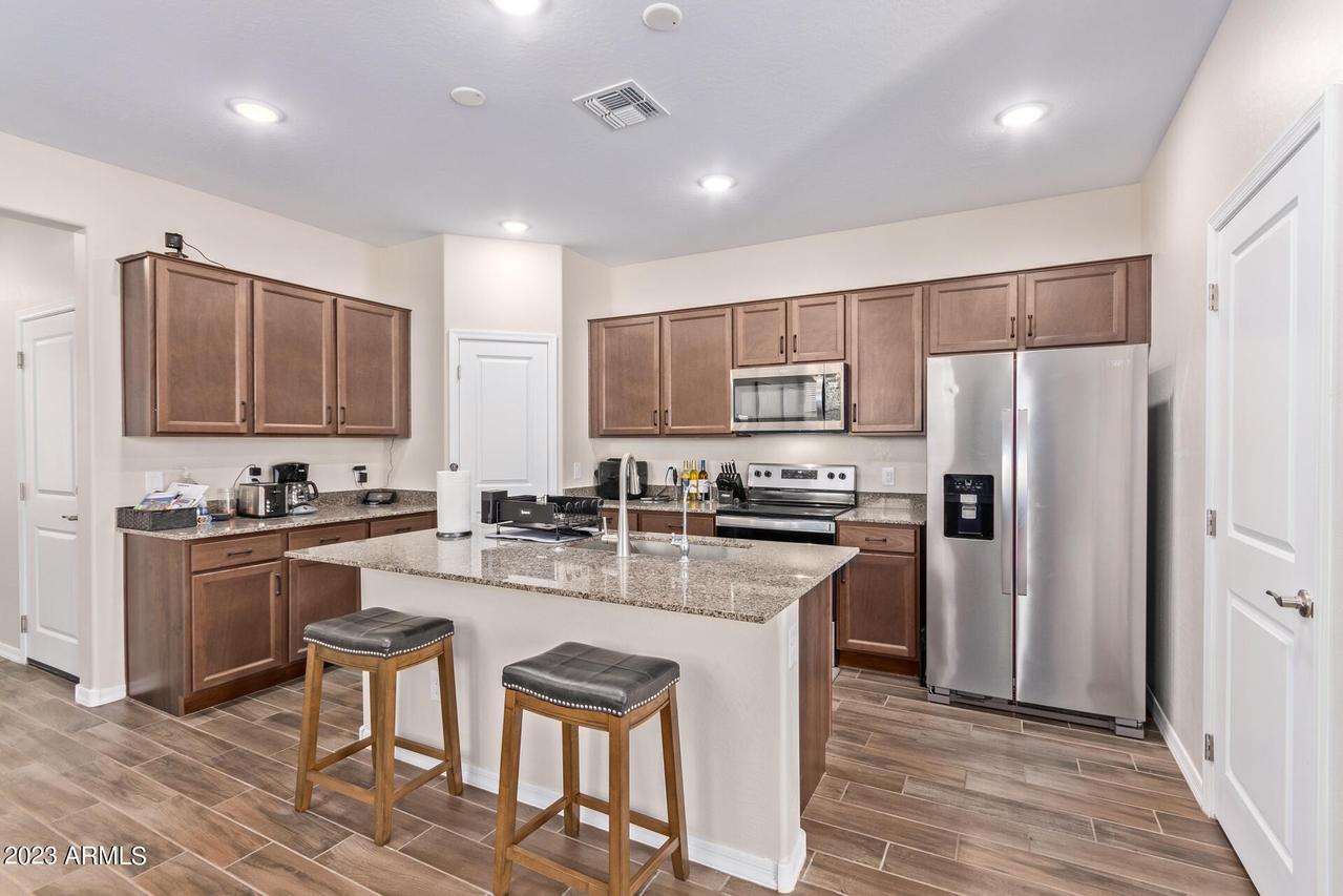 884 S 151st Ln., Goodyear, AZ 85338