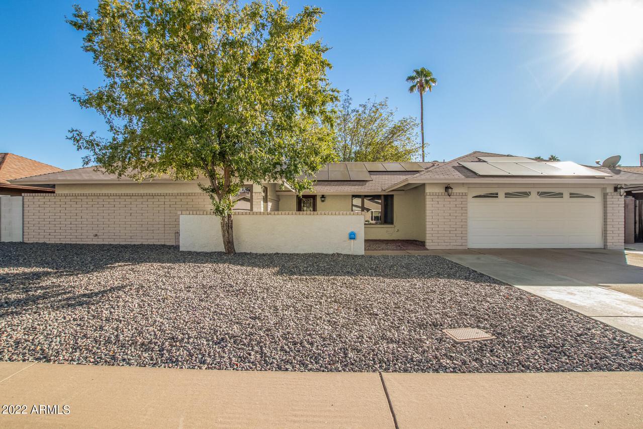 4017 W Angela Dr., Glendale, AZ 85308