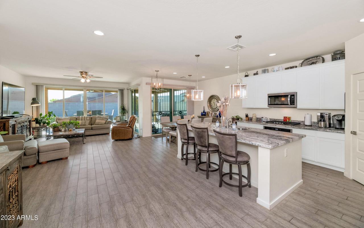 18805 W Shangri La Rd., Surprise, AZ 85388