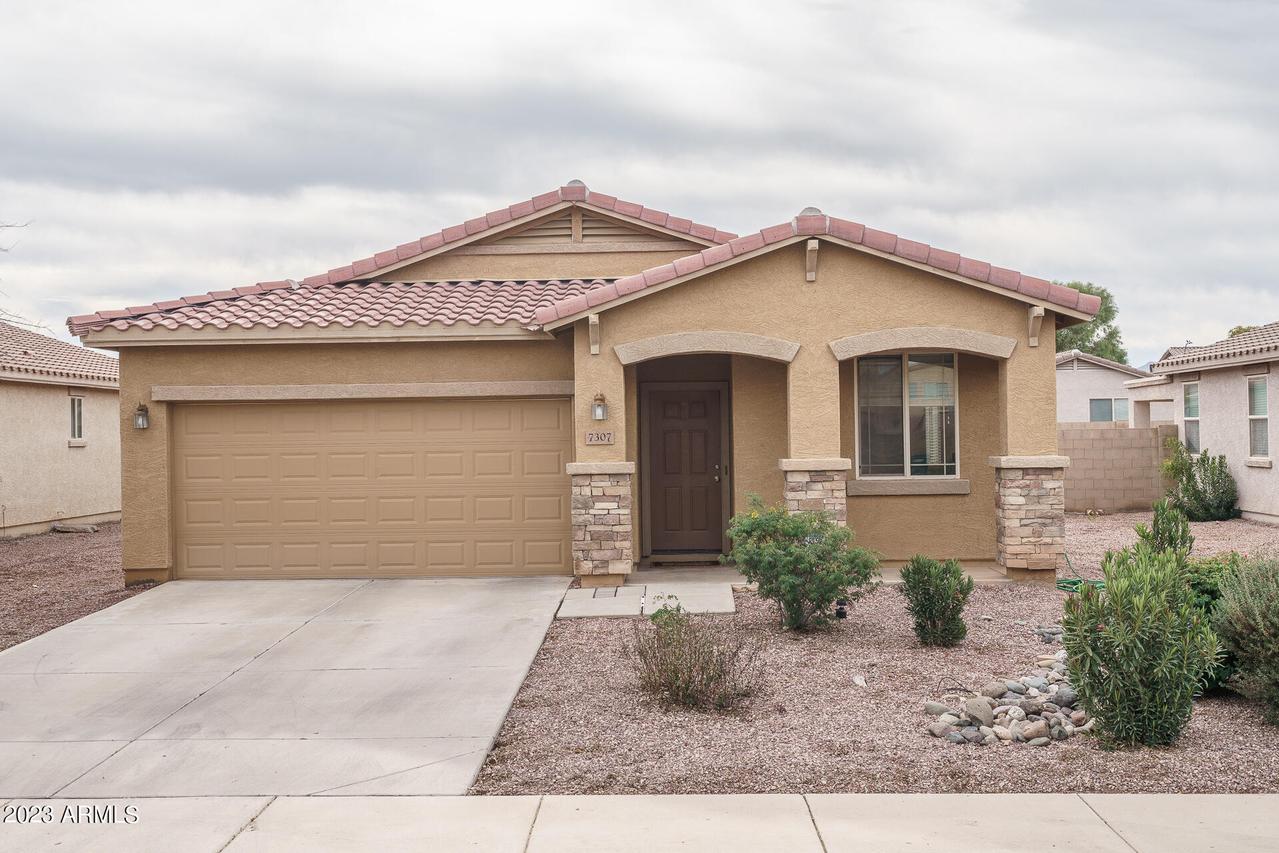 7307 W Glass Ln., Laveen, AZ 85339