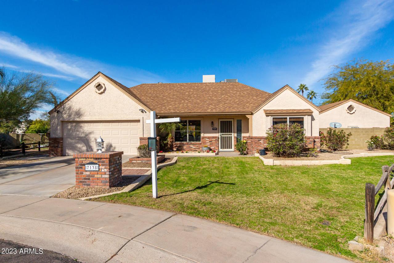 7138 S Poplar St., Tempe, AZ 85283